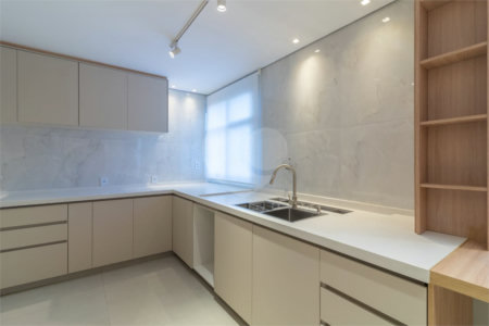 Apartamento à venda com 4 suítes em Vila Sofia, São Paulo, SP