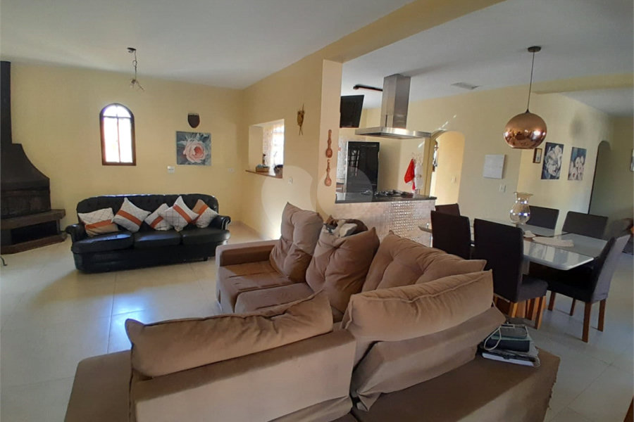 Casa Térrea à venda com 2 suítes em Serra da Cantareira, Mairiporã, SP