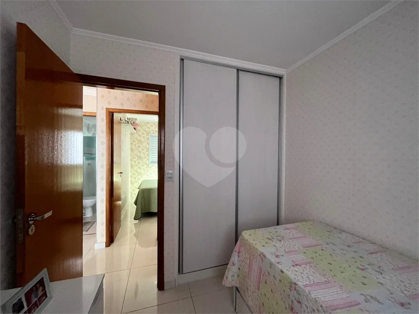 Apartamento à venda com 2 quartos em Chora Menino, São Paulo, SP