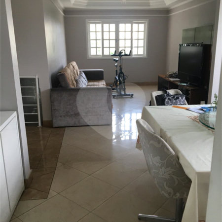 Sobrado à venda com 4 quartos, sendo 1 suíte, em Jardim Virginia Bianca, São Paulo, SP