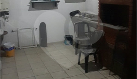 Casa à venda com 3 quartos, sendo 1 suíte,  no condomínio Village Palmas, São Paulo - SP