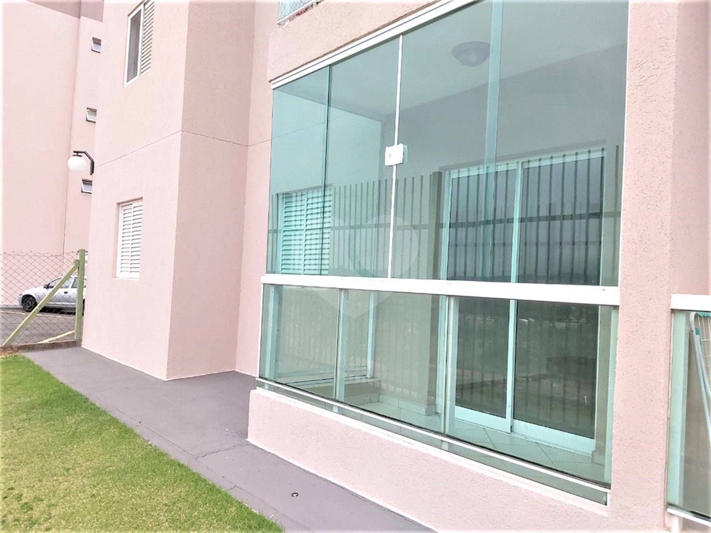 Apartamento à venda com 3 quartos, sendo 1 suíte,  em Pinheirinho, Vinhedo, SP