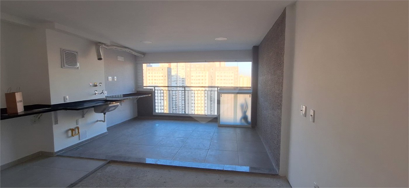 Apartamento à venda com 3 quartos, sendo 1 suíte, em Barra Funda, São Paulo, SP