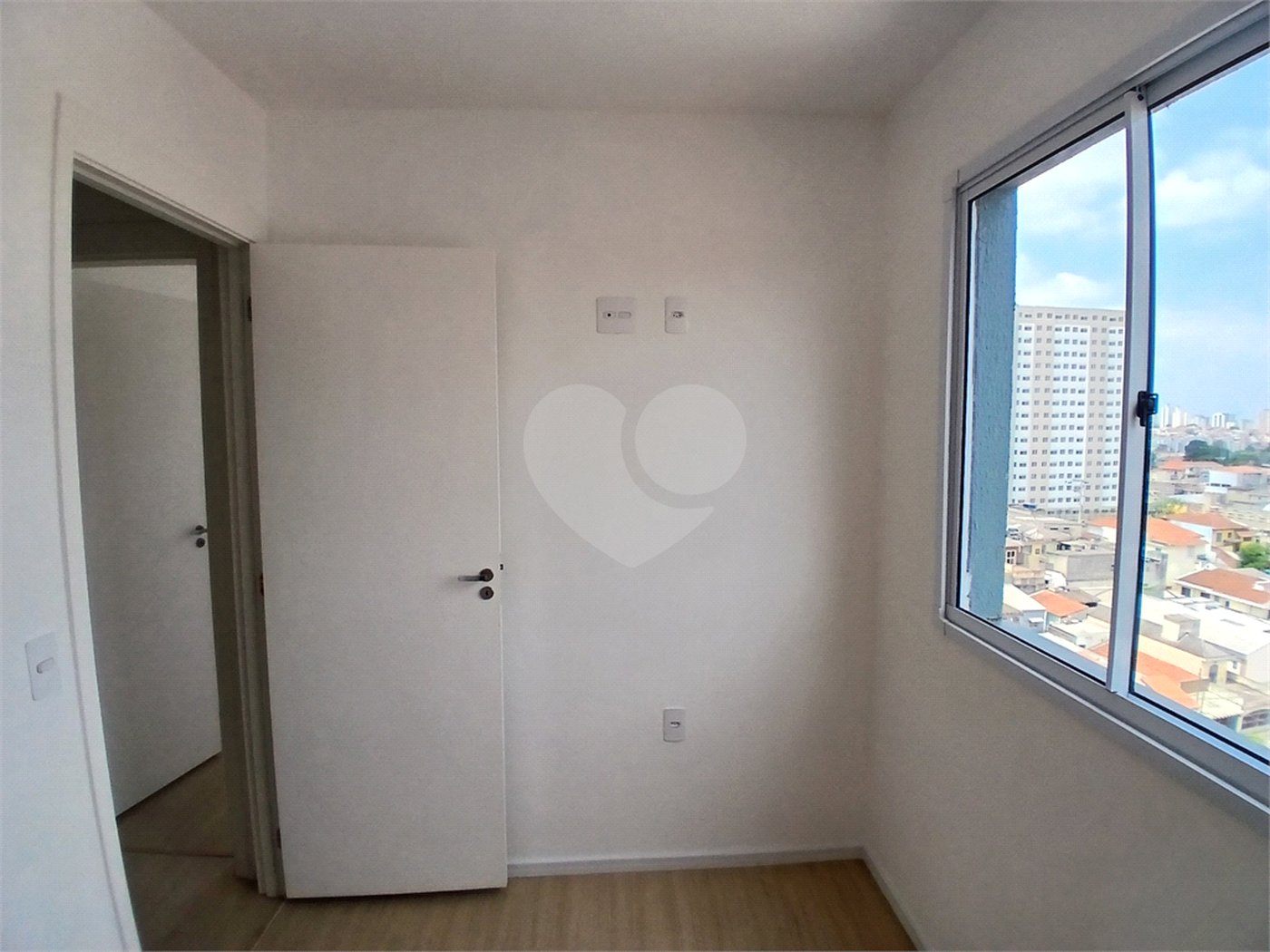 Apartamento à venda com 2 quartos em Vila Pereira Barreto, São Paulo, SP