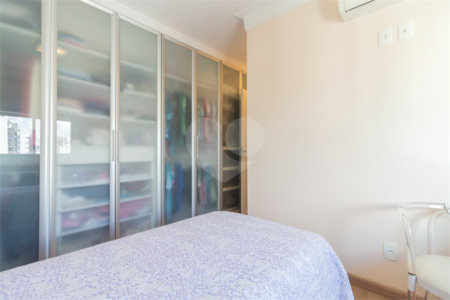 Apartamento à venda com 4 quartos, sendo 3 suítes,  em Indianópolis, São Paulo, SP
