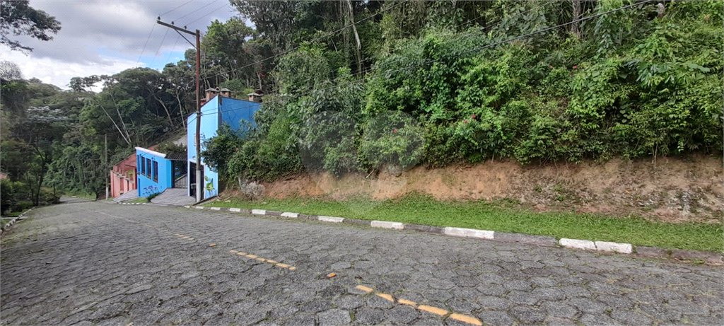 Terreno à venda no condomínio Parque Imperial da Cantareira, Mairiporã - SP