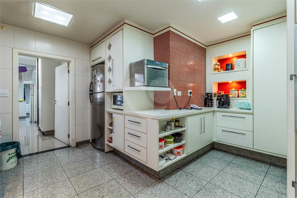 Apartamento à venda com 3 suítes em Bela Vista, São Paulo, SP