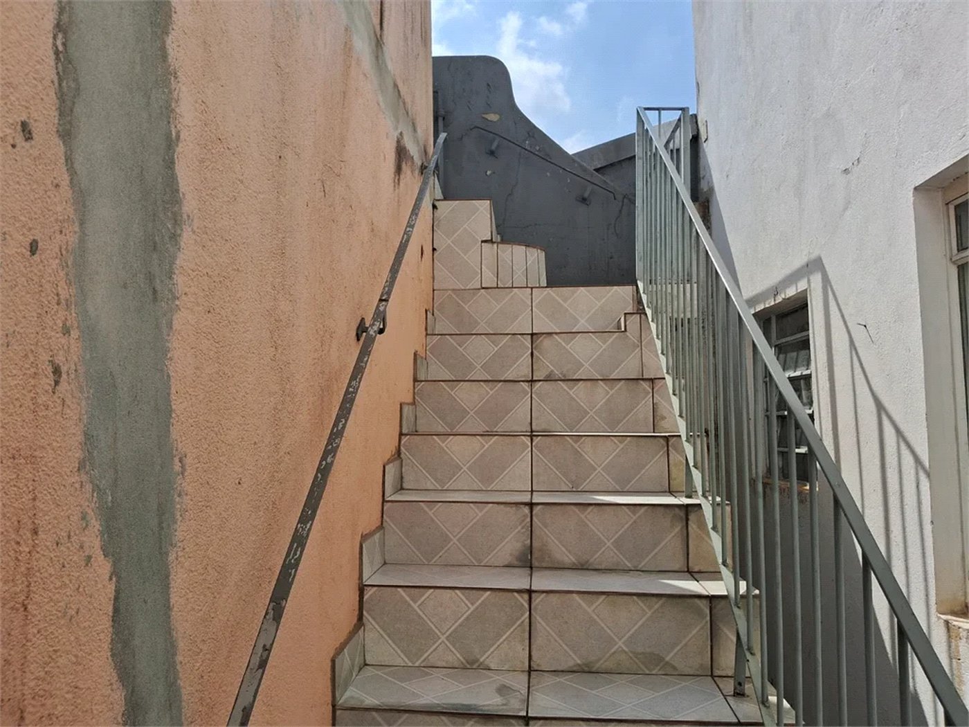 Sobrado à venda com 3 quartos em Jardim Humaitá, São Paulo, SP