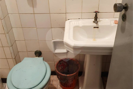 Casa à venda com 5 quartos, sendo 1 suíte, em Vila Romana, São Paulo, SP