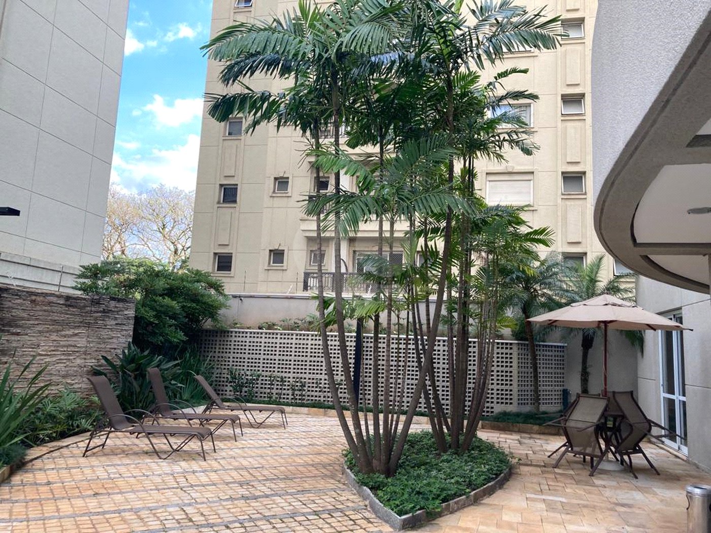 Duplex à venda ou para alugar com 1 suíte em Vila Madalena, São Paulo, SP