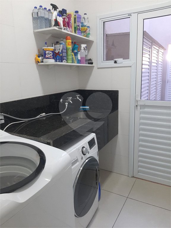 Casa à venda com 3 suítes no condomínio Village Moutonnée, Salto - SP