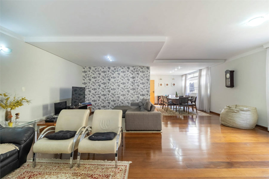 Casa à venda com 4 suítes em Sumaré, São Paulo, SP