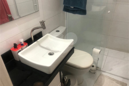 Apartamento à venda com 3 quartos, sendo 1 suíte,  em Jardim Amaralina, São Paulo, SP