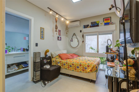 Casa Térrea à venda com 4 suítes em Alto da Boa Vista, São Paulo, SP