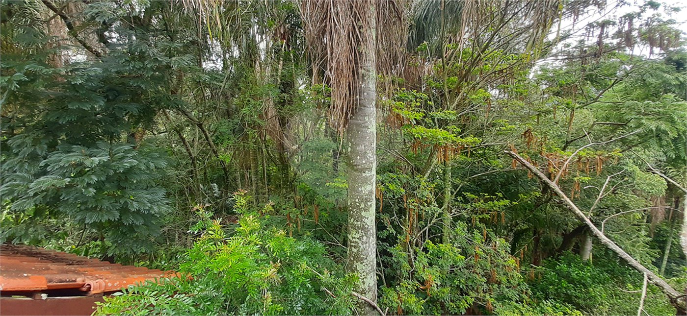 Casa à venda com 4 quartos, sendo 2 suítes, no condomínio Associação Reserva das Hortênsias, Mairiporã - SP