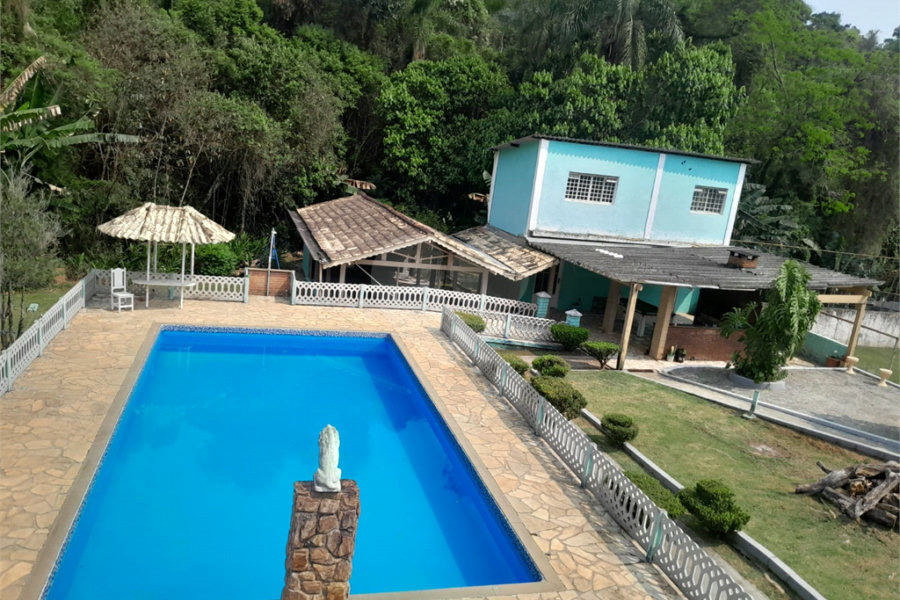 Chácara à venda ou para alugar com 20 quartos, sendo 10 suítes,  em Serra da Cantareira, Mairiporã, SP