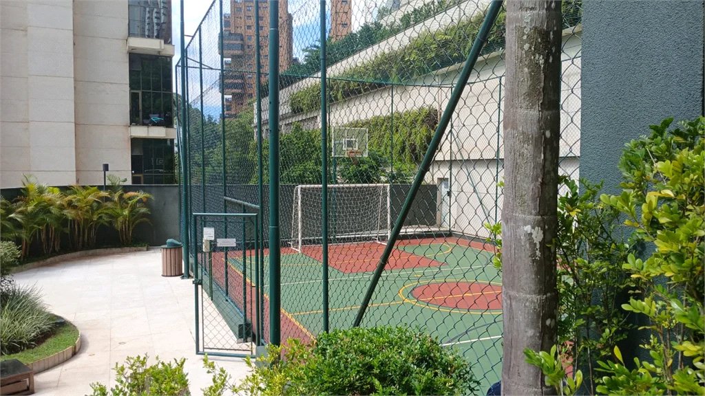 Apartamento à venda com 3 suítes em Jardim Fonte do Morumbi, São Paulo, SP