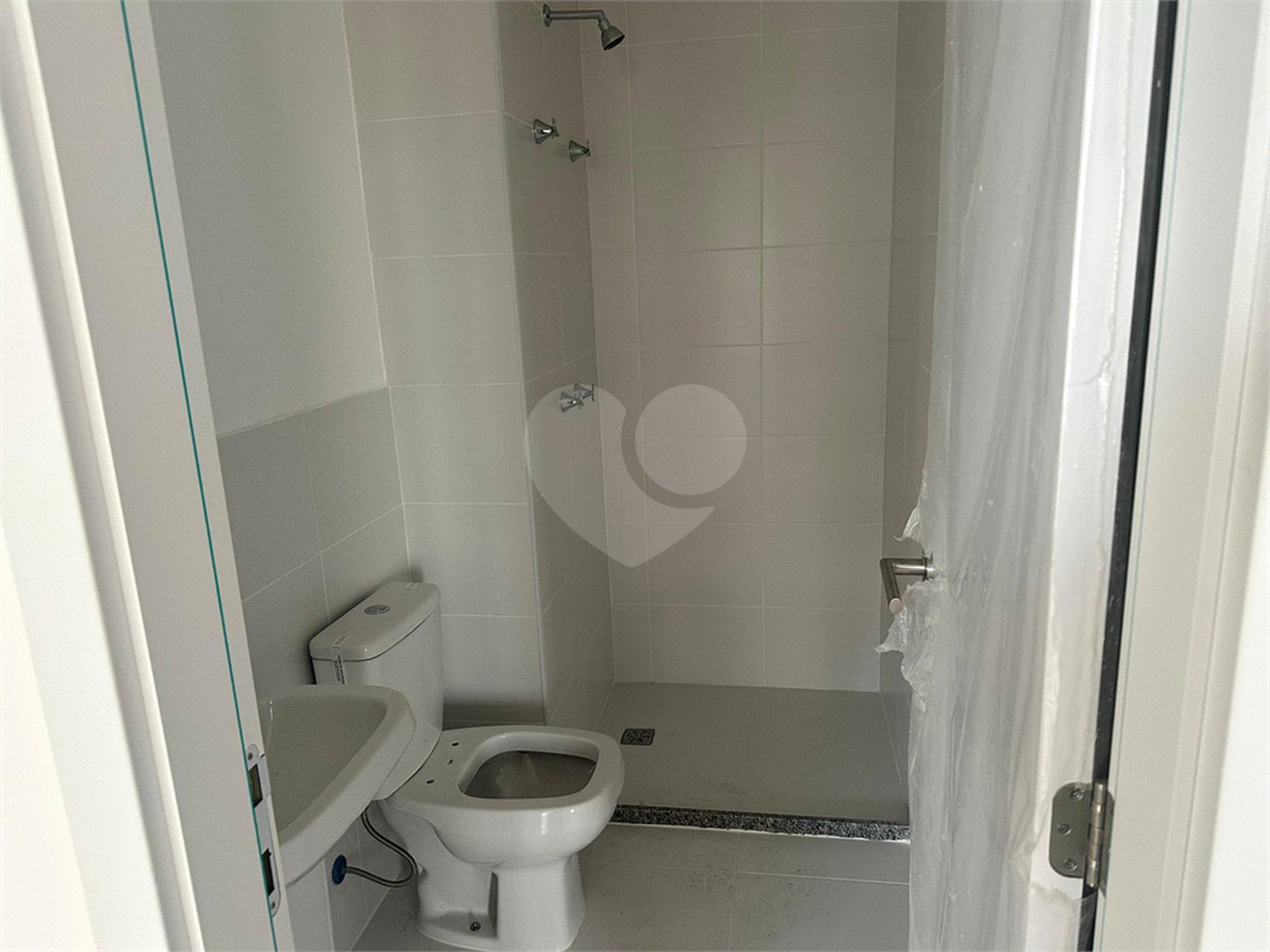 Apartamento à venda com 2 quartos, sendo 1 suíte,  em Recreio dos Bandeirantes, Rio de Janeiro, RJ
