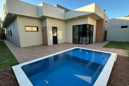 Casa à venda com 3 suítes em Três Lagoas, MS