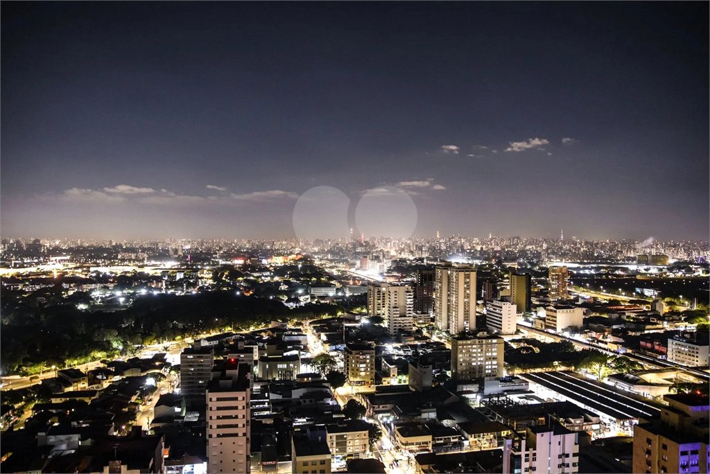 Flat à venda com 1 suíte em Santana, São Paulo, SP