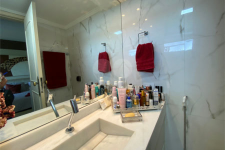 Apartamento à venda com 3 quartos, sendo 1 suíte,  em Vila Romana, São Paulo, SP