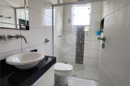 Casa à venda com 4 quartos, sendo 2 suítes, no condomínio Ibiti Royal Park, Sorocaba - SP