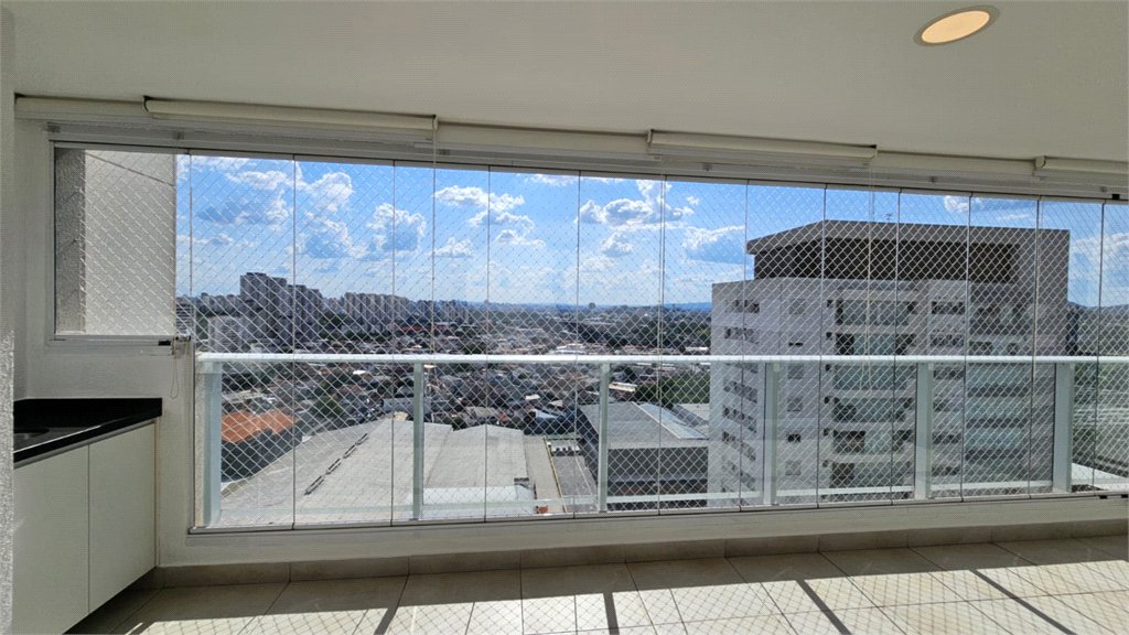 Apartamento à venda ou para alugar com 3 quartos, sendo 2 suítes, em Vila Anastácio, São Paulo, SP
