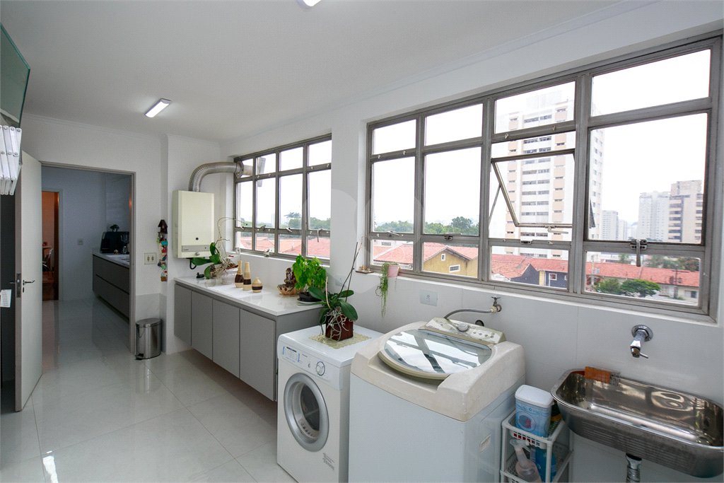 Apartamento à venda com 4 quartos, sendo 1 suíte, em Chácara Santo Antônio (zona Sul), São Paulo, SP