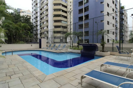 Cobertura à venda com 2 suítes em Moema, São Paulo, SP