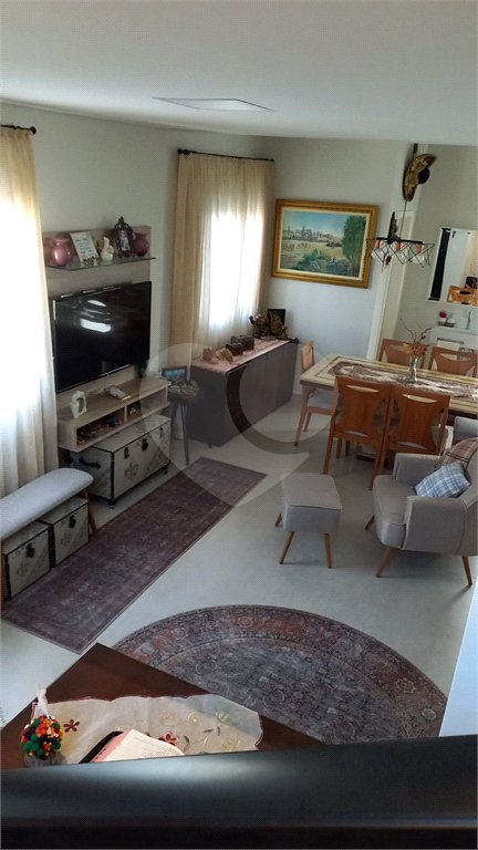 Casa à venda com 3 suítes no condomínio Residencial Marchant Buarque, Atibaia - SP
