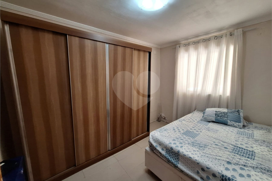 Sobrado à venda com 4 quartos, sendo 3 suítes, em Lauzane Paulista, São Paulo, SP
