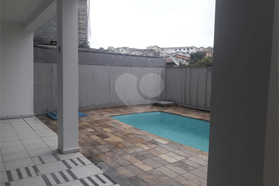 Sobrado à venda com 4 quartos, sendo 1 suíte, em Jaçanã, São Paulo, SP