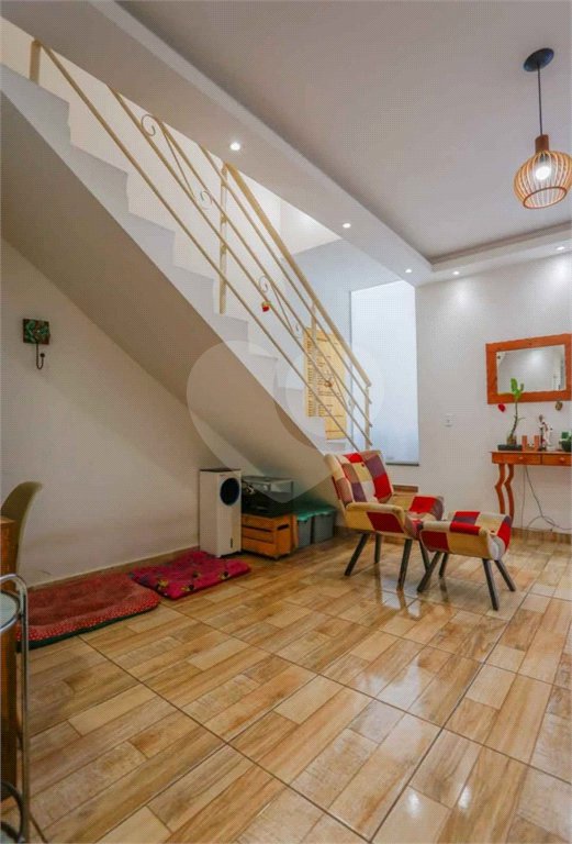 Casa de Vila à venda com 2 suítes em Jardim Simus, Sorocaba, SP