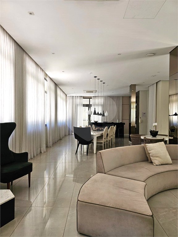 Apartamento à venda com 3 quartos, sendo 1 suíte, em Chácara Santo Antônio, São Paulo, SP