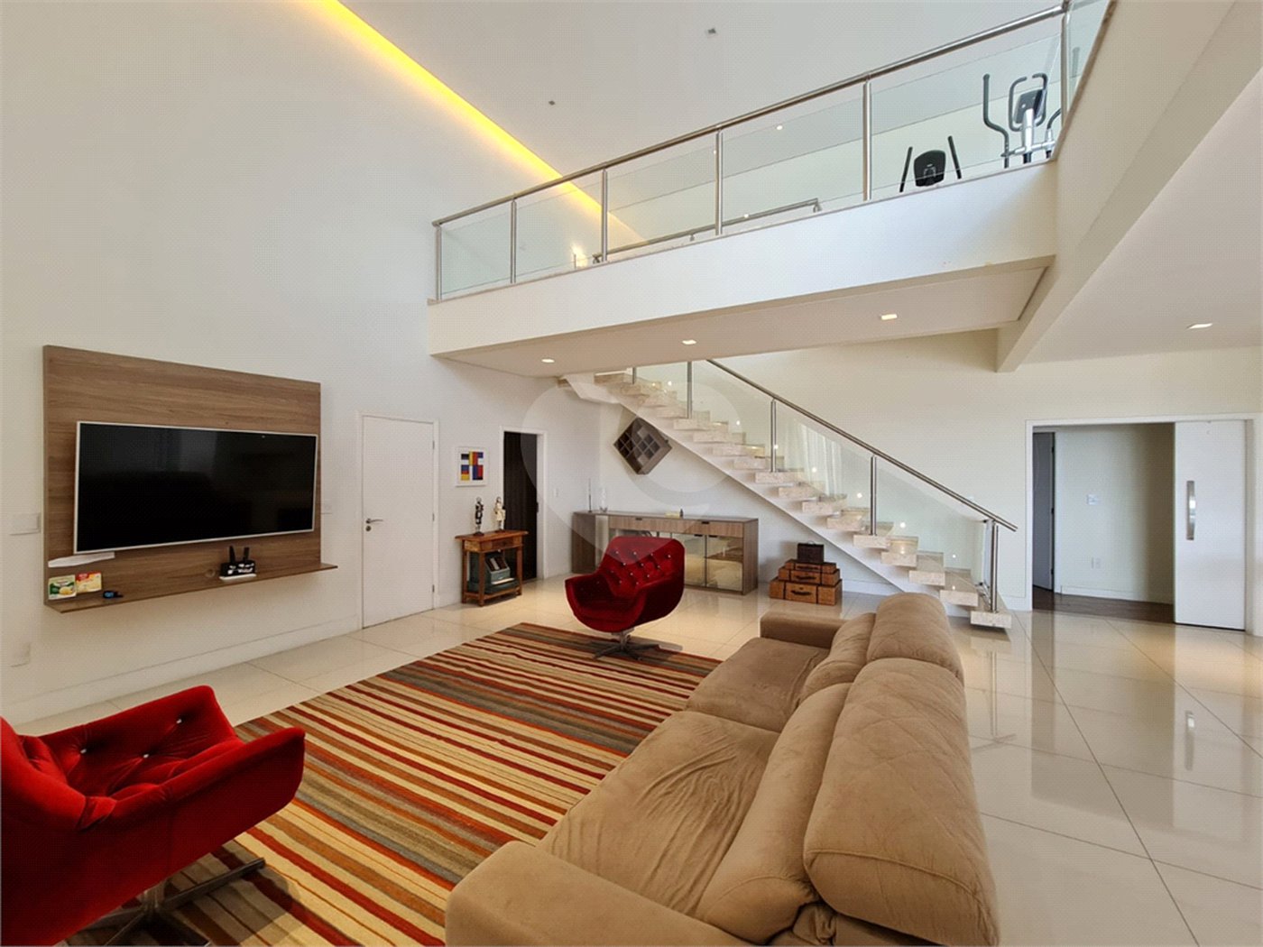 Casa à venda ou para alugar com 4 suítes no condomínio Residencial Jardim Primavera, Louveira - SP