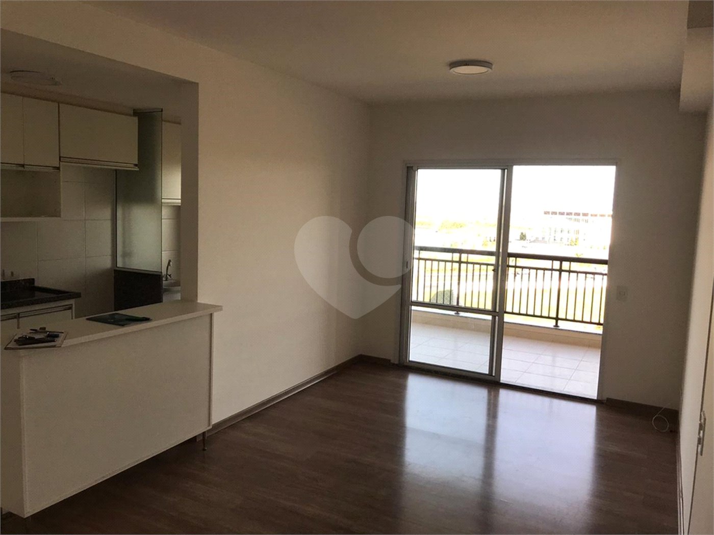 Apartamento à venda com 3 quartos, sendo 1 suíte,  em Jardim Ypê, Paulínia, SP