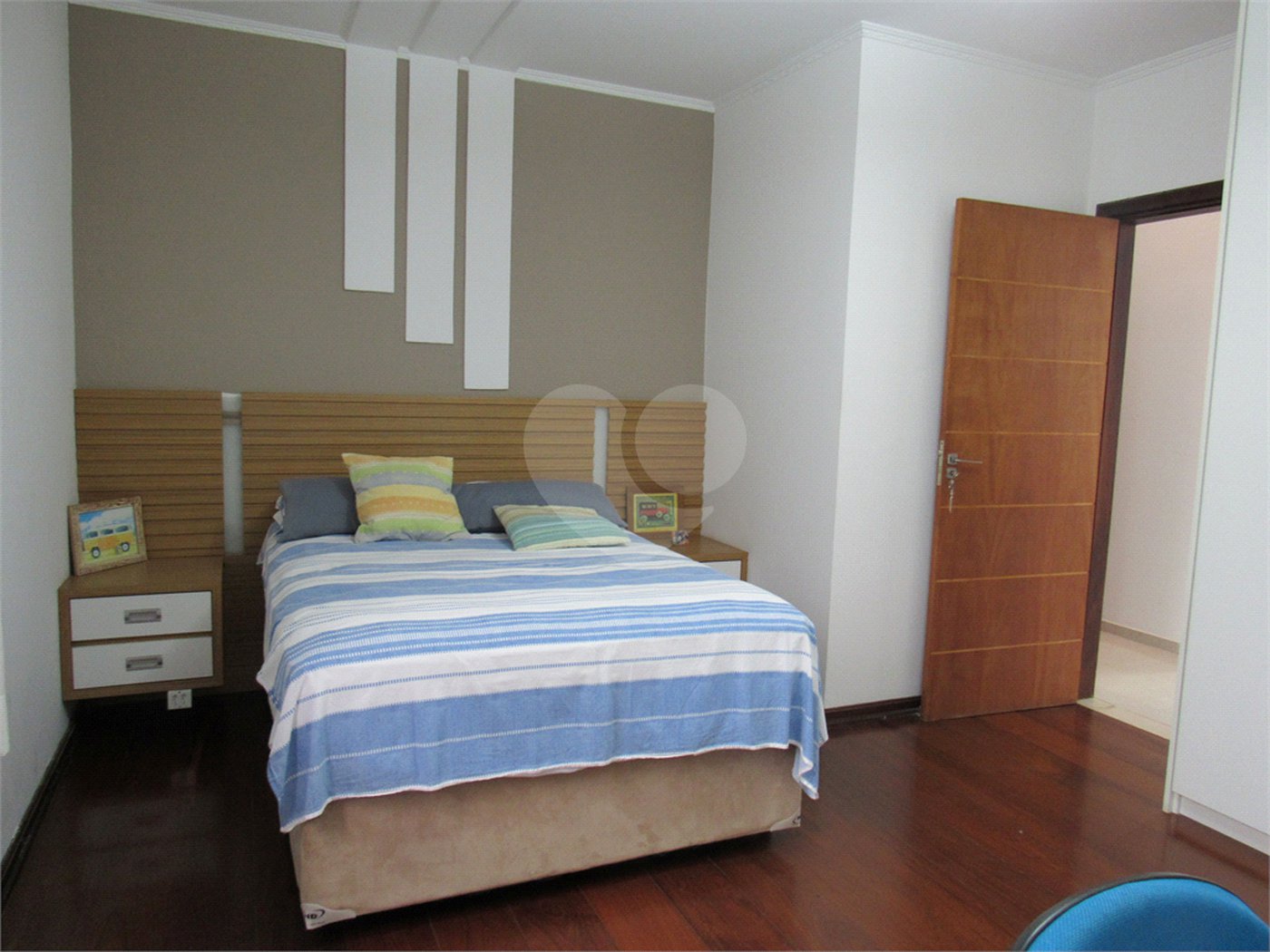 Sobrado à venda com 4 quartos, sendo 2 suítes, em Tremembé, São Paulo, SP