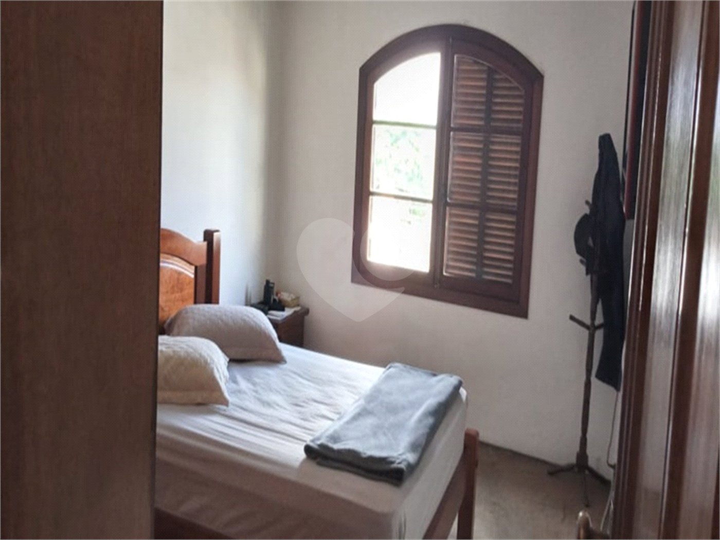 Bonita casa assobradada,no Bairro das Palmas do Tremembé, terreno com 14 X 50 e 350 área construída