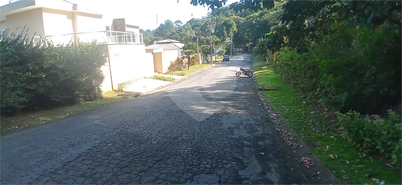 Terreno à venda no condomínio Alpes da Cantareira, Mairiporã - SP