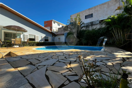 Casa à venda com 3 quartos, sendo 1 suíte, em Vila Nastri, Itapetininga, SP