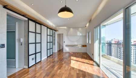 Apartamento à venda com 3 quartos, sendo 1 suíte,  em Santo Amaro, São Paulo, SP