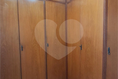 Apartamento à venda com 3 quartos, sendo 1 suíte,  em Alto da Boa Vista, São Paulo, SP