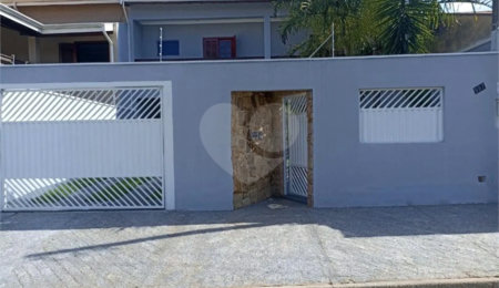 Sobrado à venda com 4 quartos, sendo 1 suíte,  em Residencial Monte Verde, Indaiatuba, SP