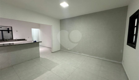 Casa Térrea à venda com 3 quartos, sendo 1 suíte, em Vila Suissa, Mogi das Cruzes, SP