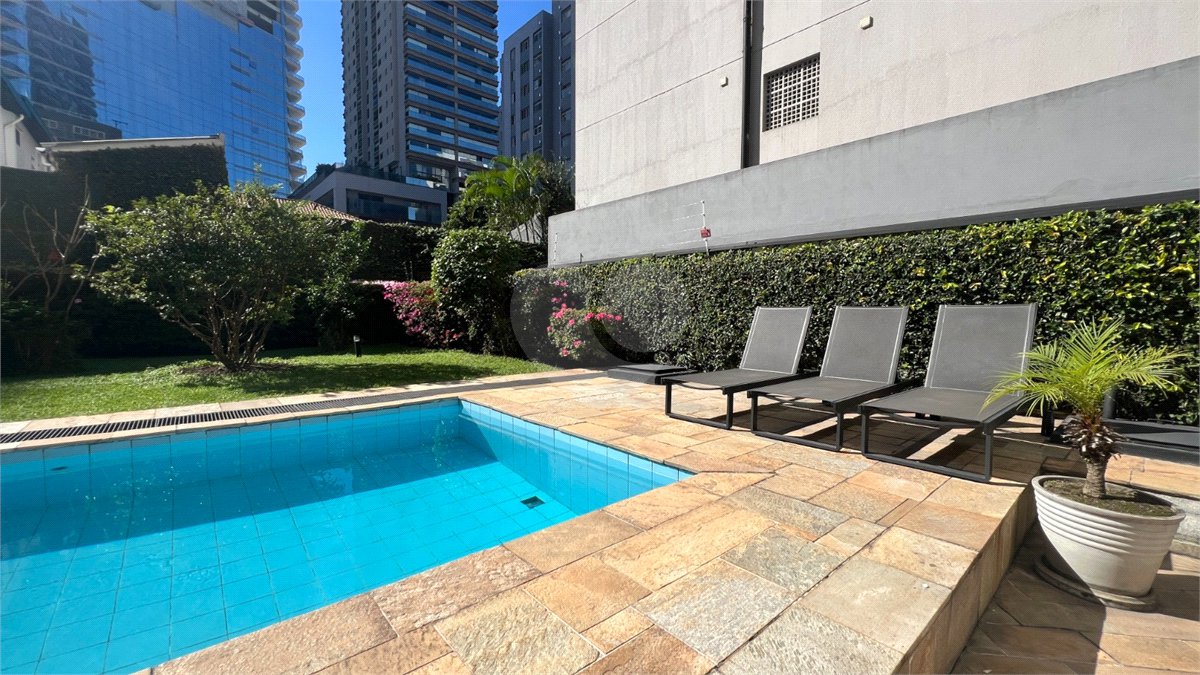 Apartamento à venda com 2 quartos em Pinheiros, São Paulo, SP