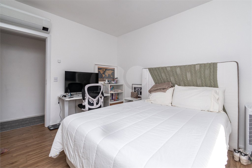 Apartamento à venda com 2 quartos, sendo 1 suíte,  em Pinheiros, São Paulo, SP