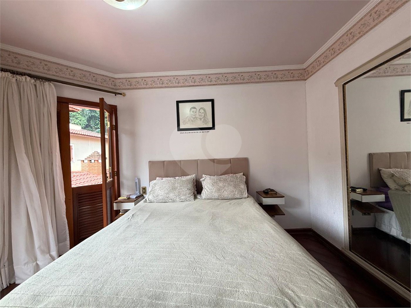 Casa à venda ou para alugar com 3 quartos, sendo 1 suíte, no condomínio Da Serra, São Paulo - SP