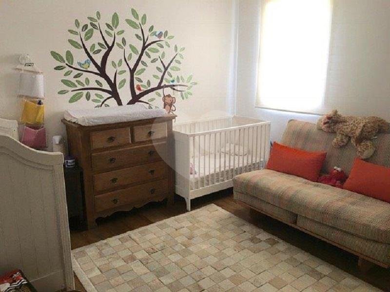 Apartamento à venda com 3 quartos, sendo 1 suíte, em Vila Ipojuca, São Paulo, SP