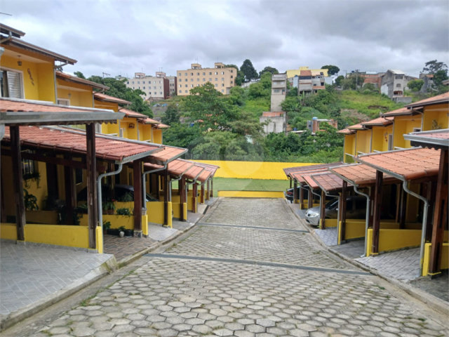 Casa à venda com 2 quartos no condomínio Residencial Armênia, Ferraz de Vasconcelos - SP