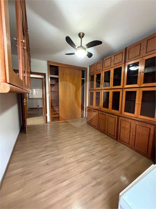 Apartamento à venda com 3 quartos, sendo 1 suíte, em Pinheiros, São Paulo, SP